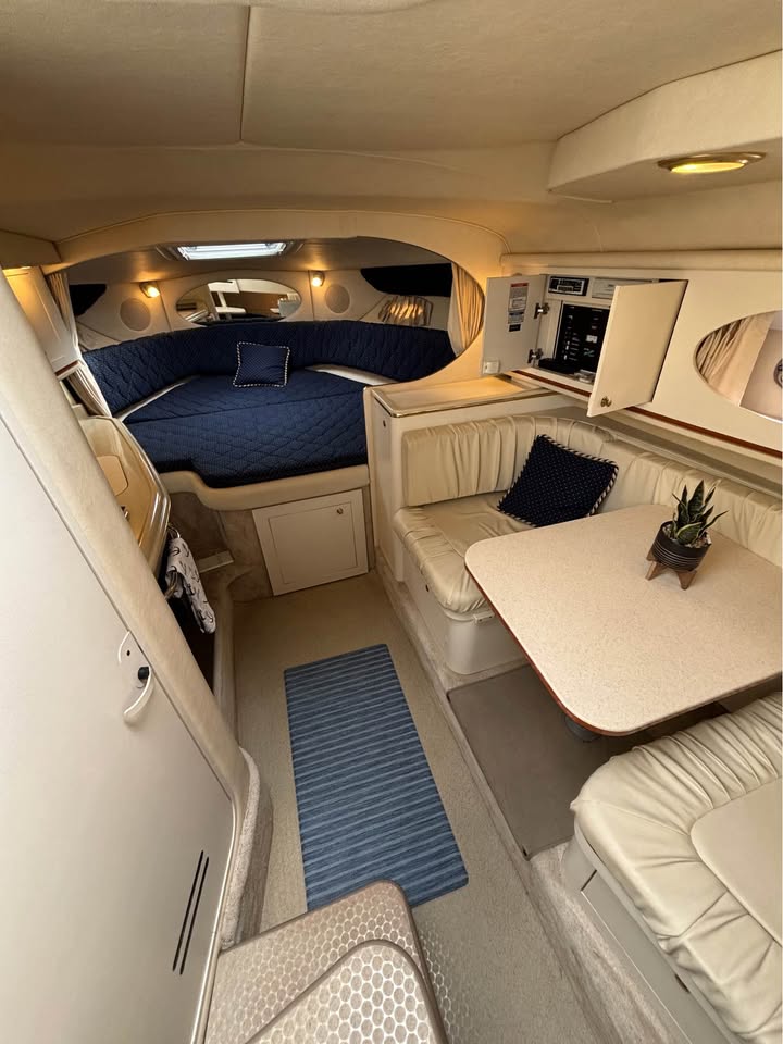 
								Sea Ray 290 Amberjack 2000 full									