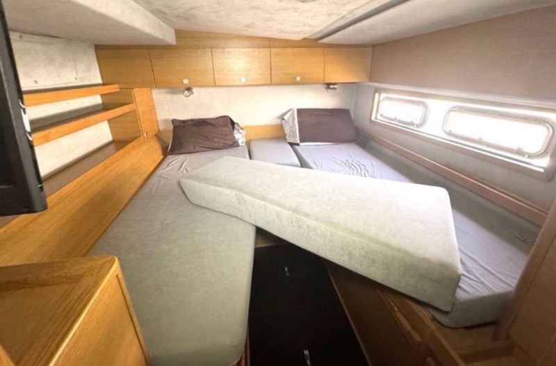 
								Grenada 2008 Catana USD full									