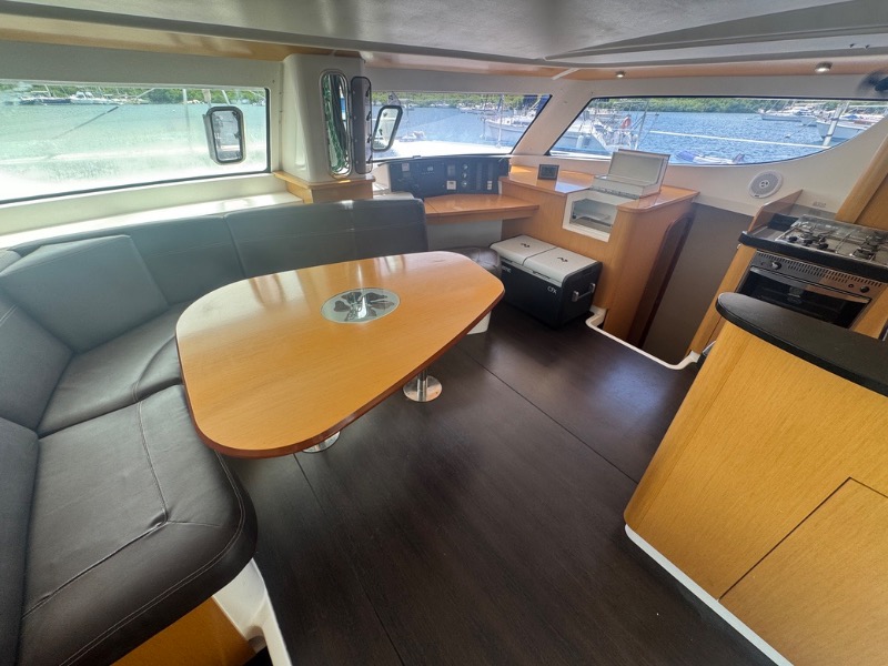 
								Grenada 2012 Fountaine Pajot Orana 44 USD full									
