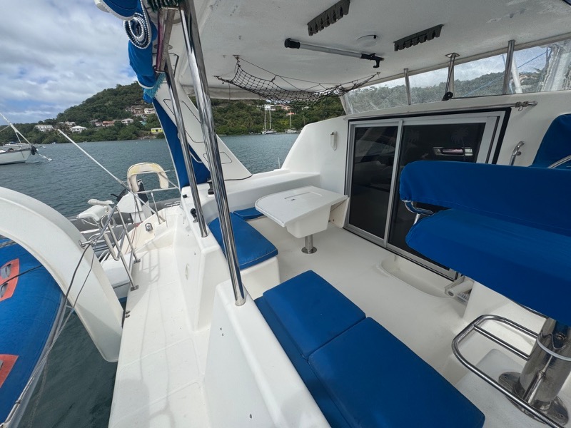
								Grenada 2010 Admiral Yachts Admiral 38 Executive USD full									