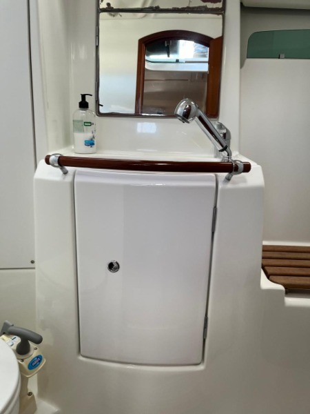 
								Spain 2006 Beneteau €euros full									