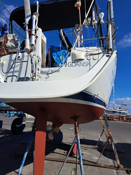 
								Spain 2006 Beneteau €euros full									