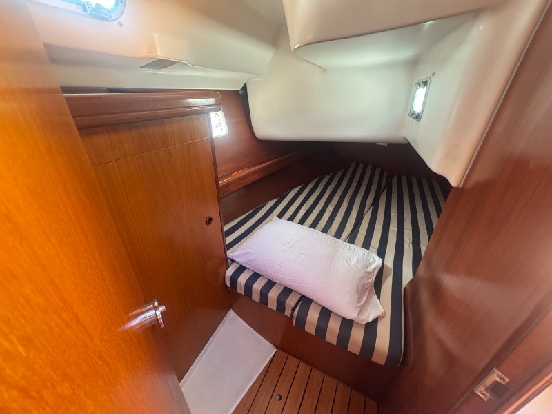 
								Grenada 2001 Beneteau Oceanis Clipper 361 USD full									