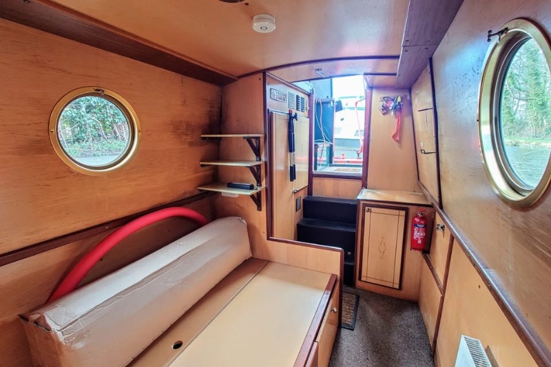 
								UK Stafford Boatbuilders GBP full									