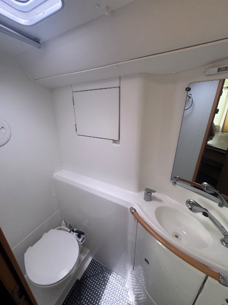 
								Grenada 2013 Lagoon 380 S2 USD full									